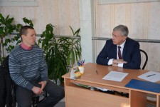 Уполномоченный по правам человека провел прием граждан в селах Красное и Константиновка