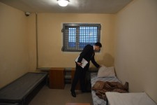 Сотрудники аппарата Уполномоченного по правам человека в Хабаровском крае посетили изоляторы временного содержания в г. Бикин и г. Вяземский