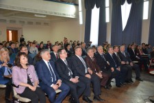 Уполномоченный по правам человека в Хабаровском крае Игорь Чесницкий вручил почетные грамоты
