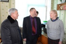 В рамках визита в Верхнебуреинский район Игорь Чесницкий побывал в поселке Средний Ургал