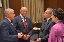 И. Чесницкий поздравил генерального консула Республики Корея с государственным праздником