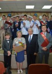 Уполномоченный по правам человека в Хабаровском крае Игорь Чесницкий принял участие в торжественной церемонии вручения аттестатов об основном общем образовании