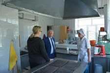 Игорь Чесницкий побывал с рабочим визитом в поселке Высокогорный