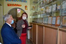 Уполномоченный по правам человека посетил детскую школу искусств р.п. Переяславка