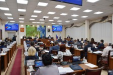 Уполномоченный по правам человека в Хабаровском крае представил депутатам краевой Законодательной Думы доклад о деятельности в 2020 году