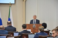 Уполномоченный по правам человека в Хабаровском крае представил депутатам краевой Законодательной Думы доклад о деятельности в 2020 году