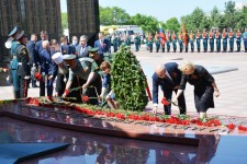 В День памяти и скорби Уполномоченный возложил цветы к Вечному огню Мемориального комплекса на площади Славы в г. Хабаровске