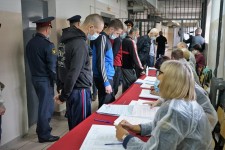 В рамках мониторинга избирательной кампании Уполномоченный с представителем федерального омбудсмена посетил следственный изолятор Хабаровска