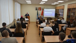 В Хабаровском торгово-экономическом техникуме прошел Всероссийский единый урок «Права человека»