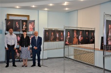 Уполномоченный принял участие в открытии фотовыставки «Жены Героев»