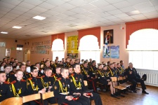 Уполномоченный выступил в хабаровской кадетской школе с лекцией о полномочиях Президента России